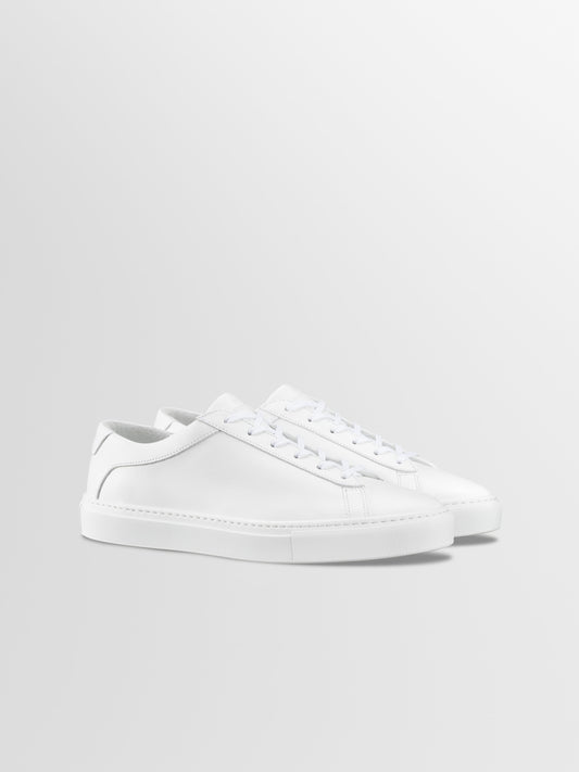 Capri Leather Sneaker in Triple White Wide Fit