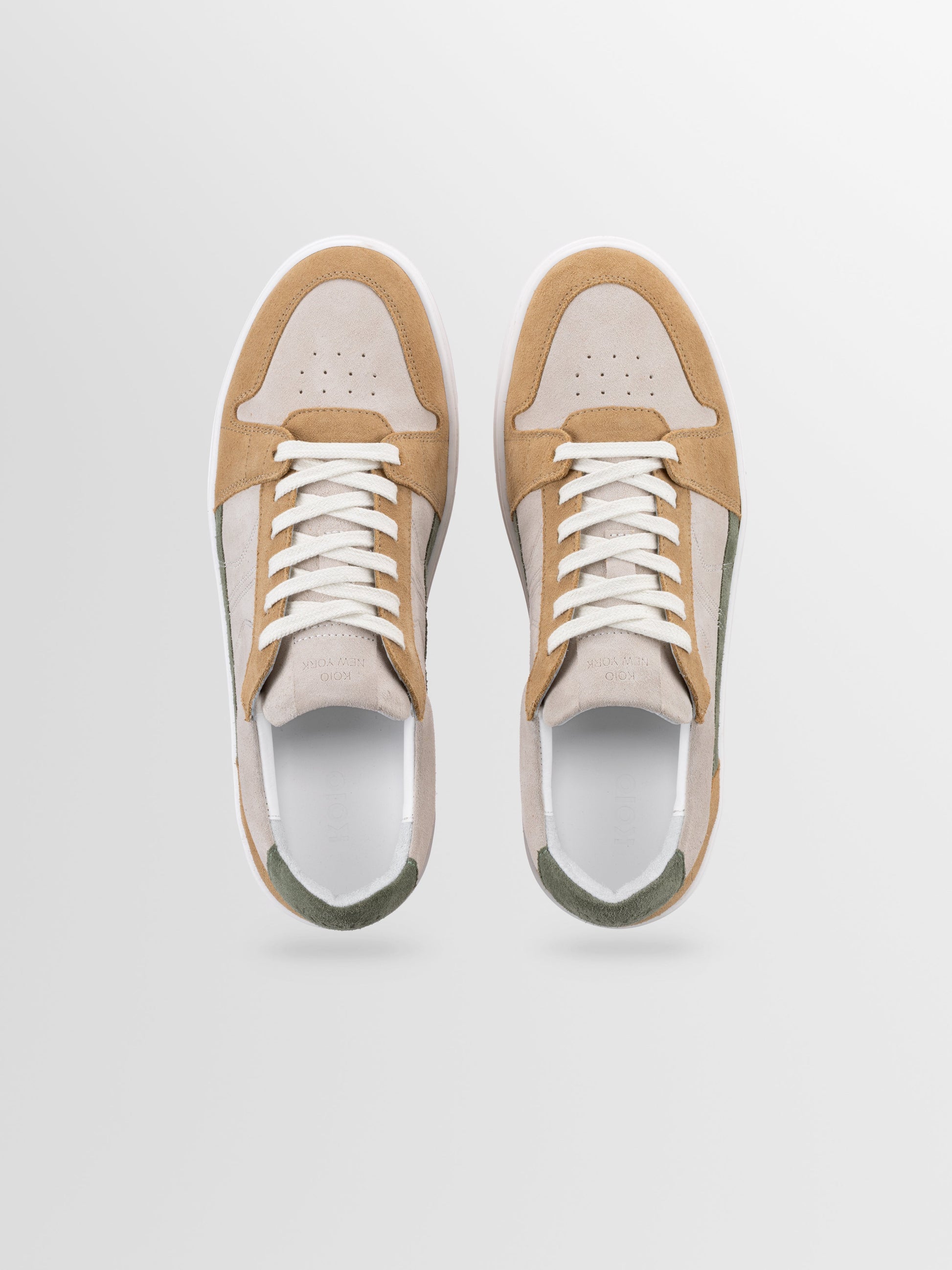 Carrara Suede Sneaker in Grove