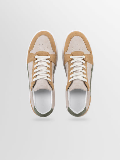 Carrara Suede Sneaker in Grove