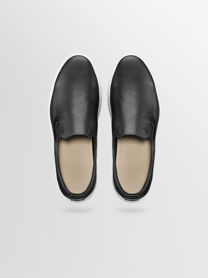 Garda Leather Sneaker in Onyx