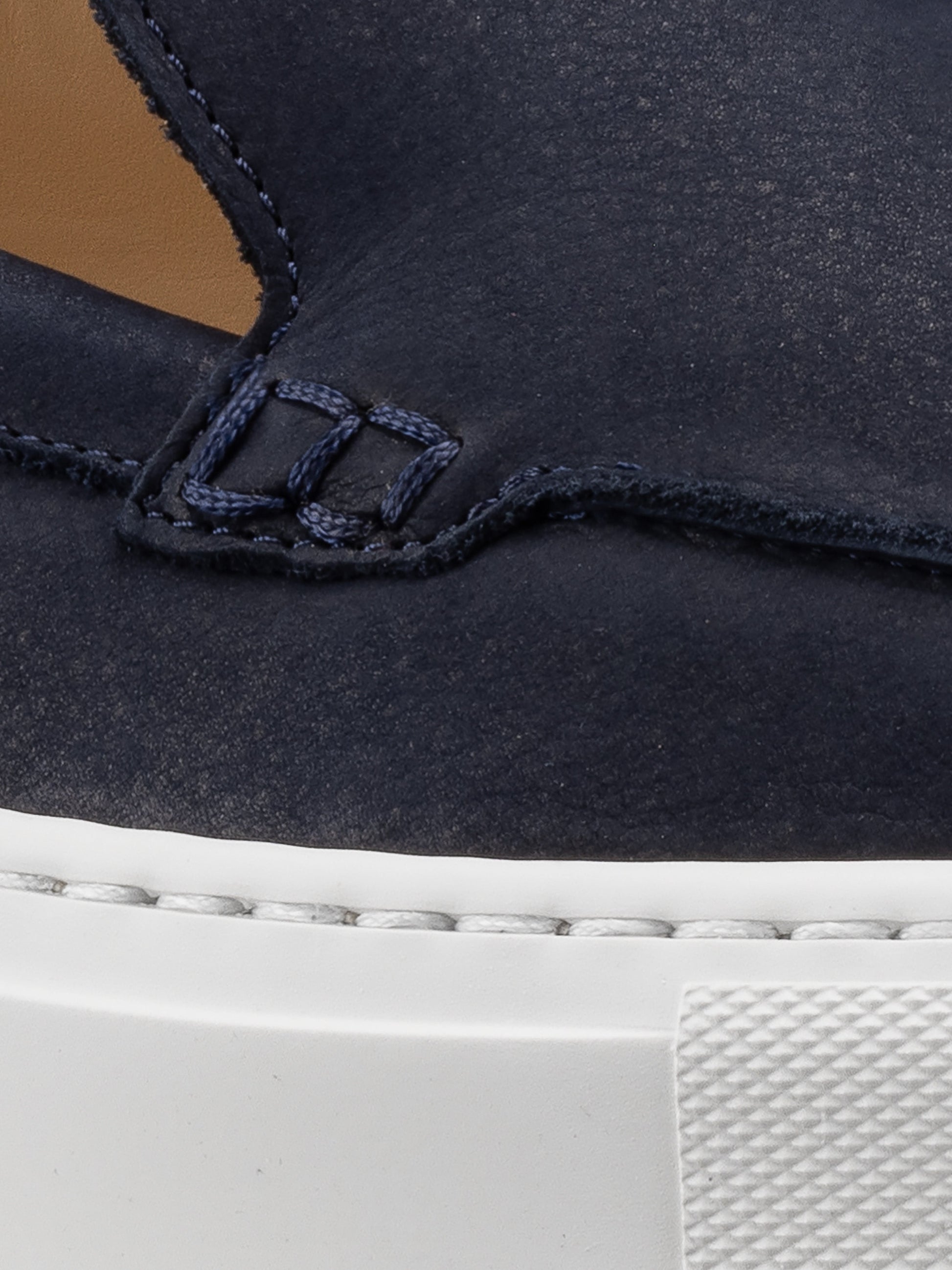 Lido Nubuck Loafer in Yacht
