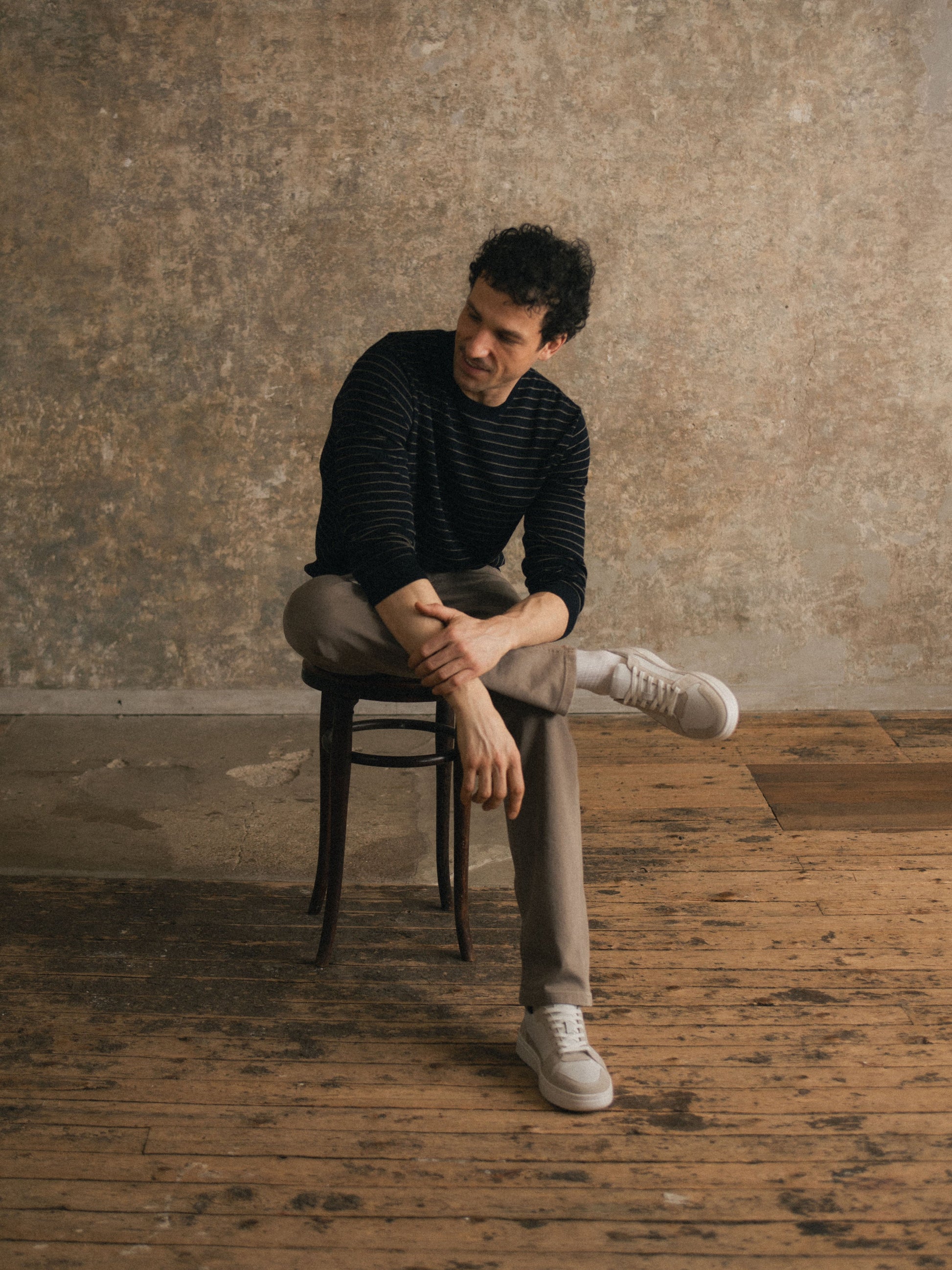Carrara Suede Sneaker in Oyster