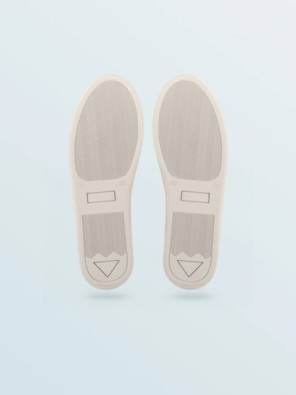 Vegan 01 Sneaker in Iceberg